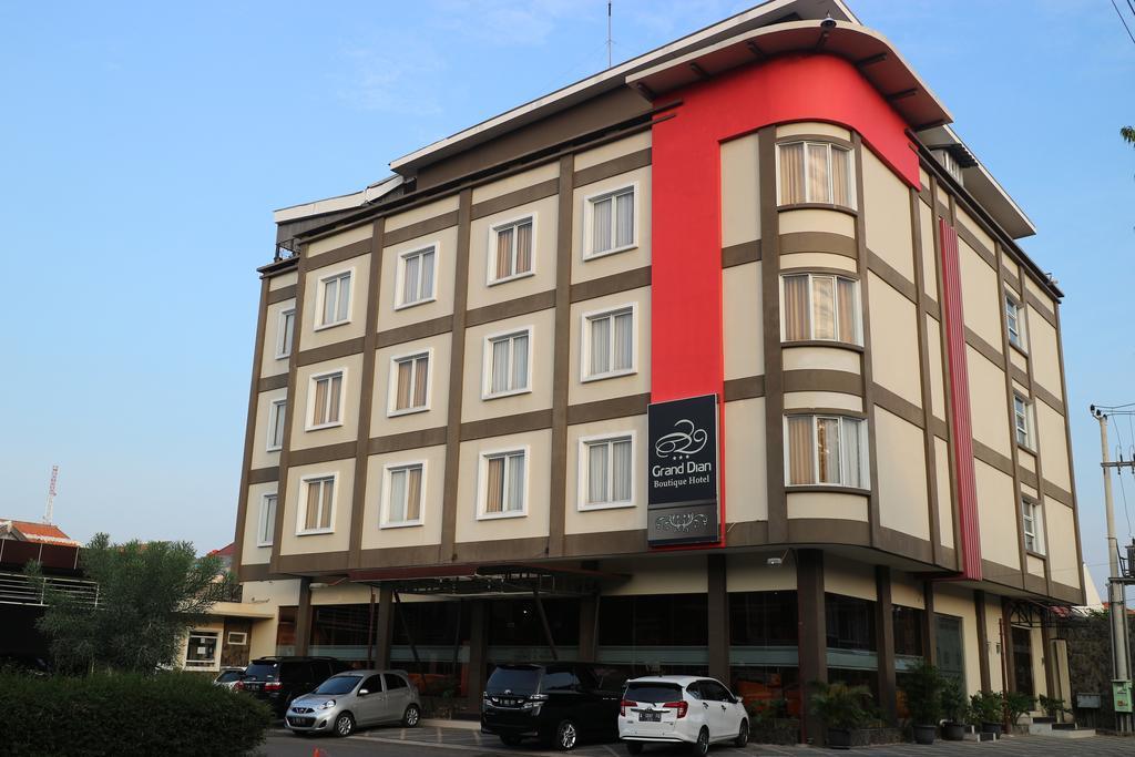 Grand Dian Boutique Hotel Cirebon Exterior photo